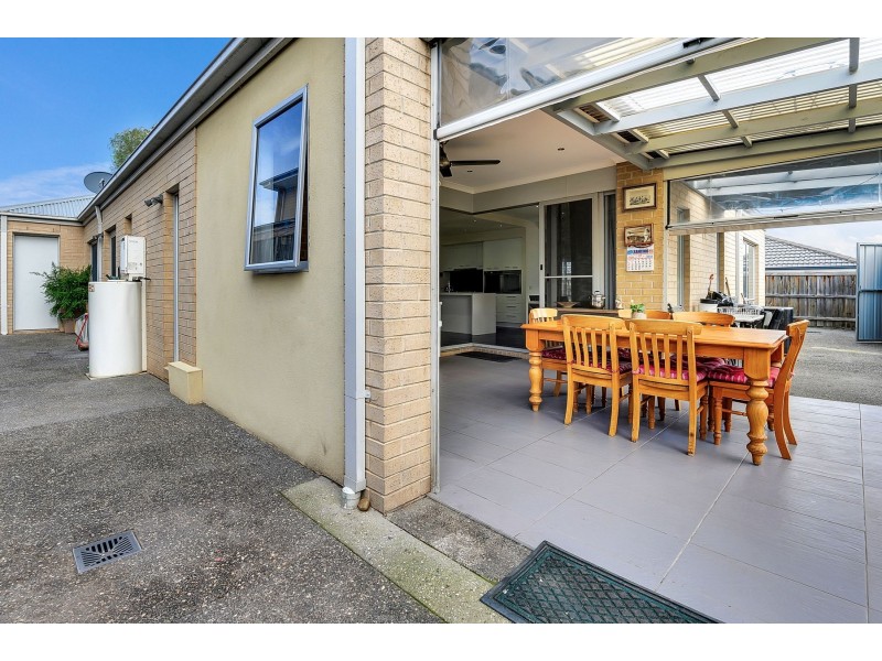 12 Knightsbridge Drive, Epping VIC 3076
