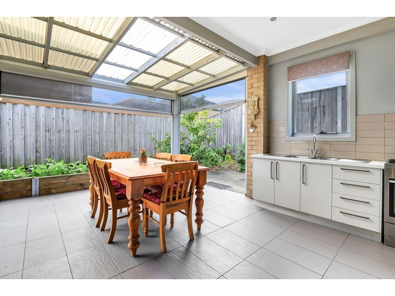 12 Knightsbridge Drive, Epping VIC 3076