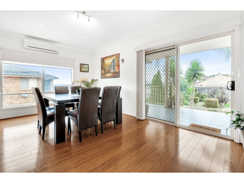 19 Lyons Rise, South Morang VIC 3752