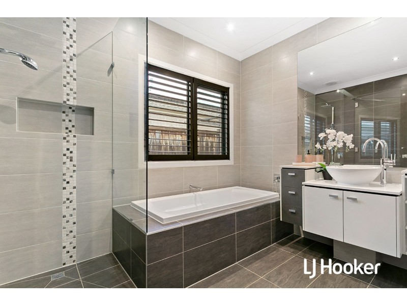 8 Cauduro Way, Epping VIC 3076