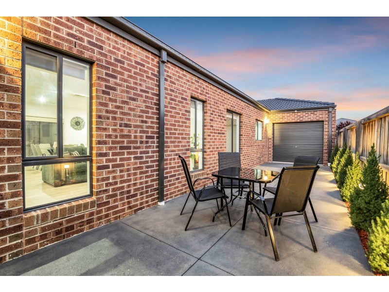 34 Yellow Brick Road, Doreen VIC 3754