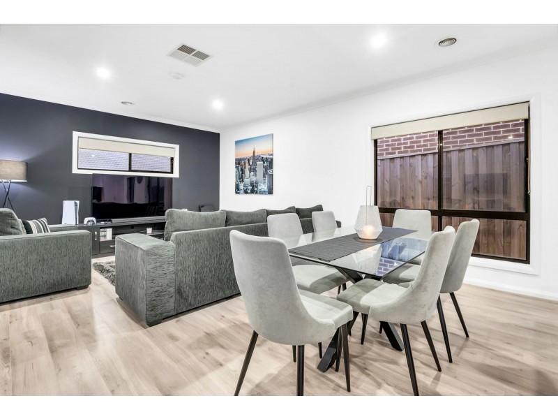 34 Yellow Brick Road, Doreen VIC 3754