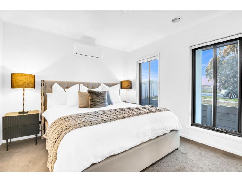 17 Osmond Crescent, Wollert VIC 3750