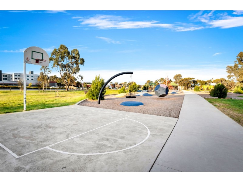 48 Bellarine Drive, Lalor VIC 3075