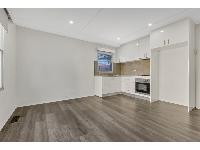 31 Drouin Street, Dallas VIC 3047