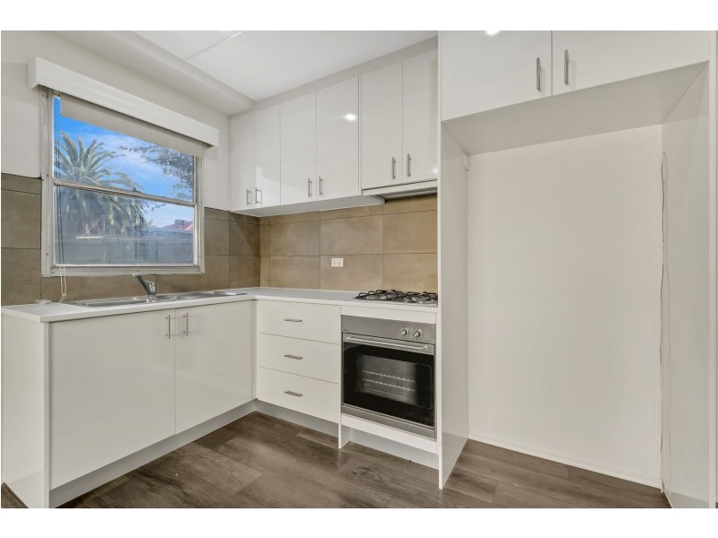 31 Drouin Street, Dallas VIC 3047