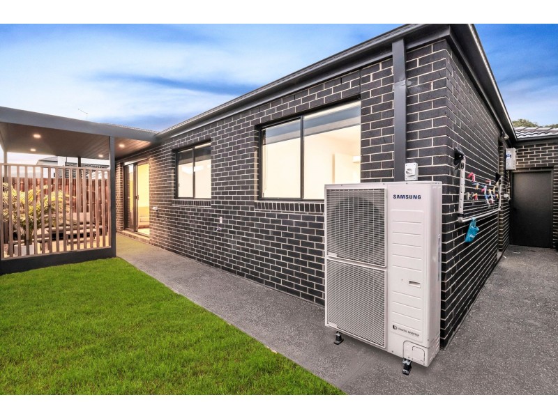 21 Leyburn Parade, Wollert VIC 3750