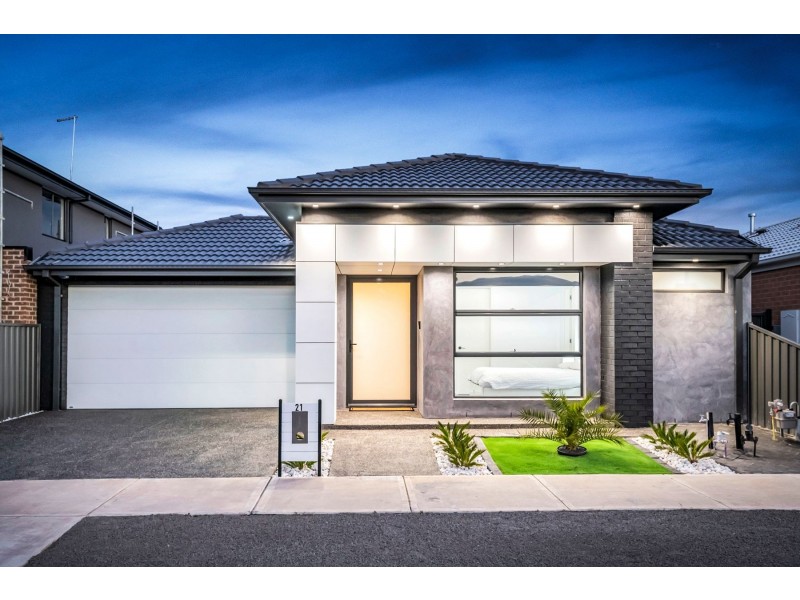 21 Leyburn Parade, Wollert VIC 3750