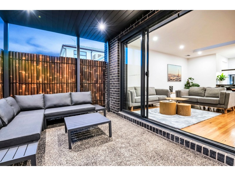 21 Leyburn Parade, Wollert VIC 3750