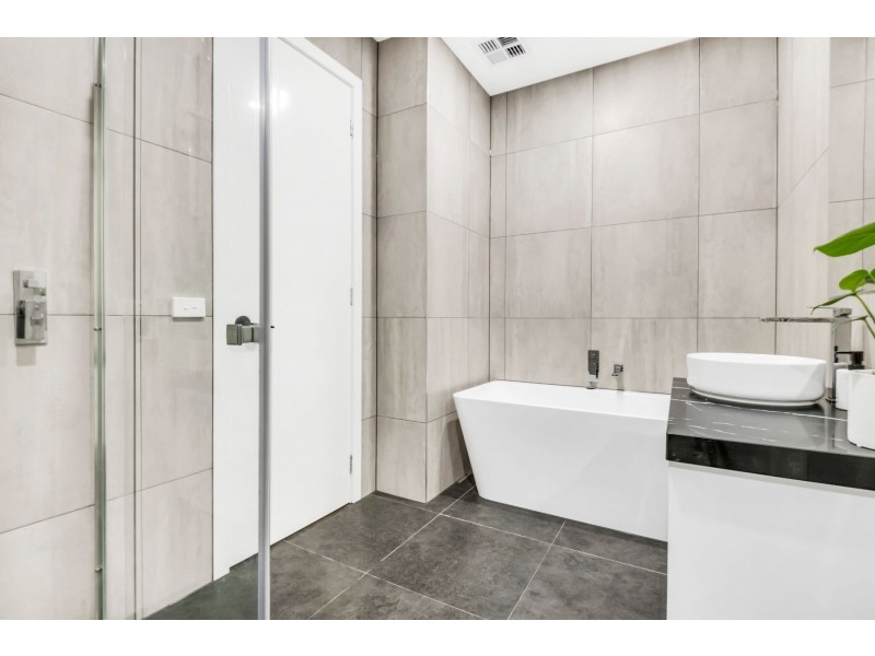 21 Leyburn Parade, Wollert VIC 3750