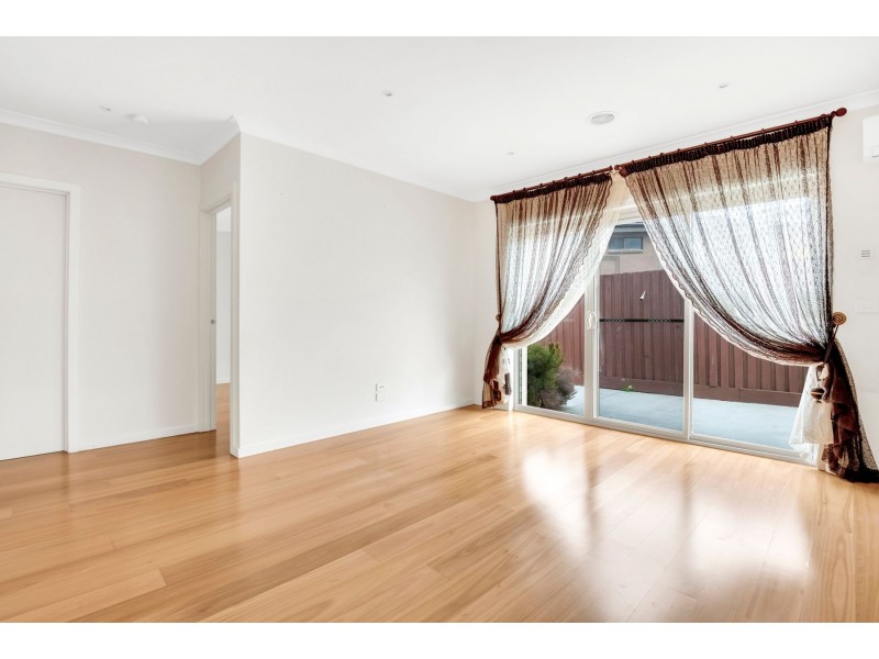 2/13 Balcombe Court, Thomastown VIC 3074