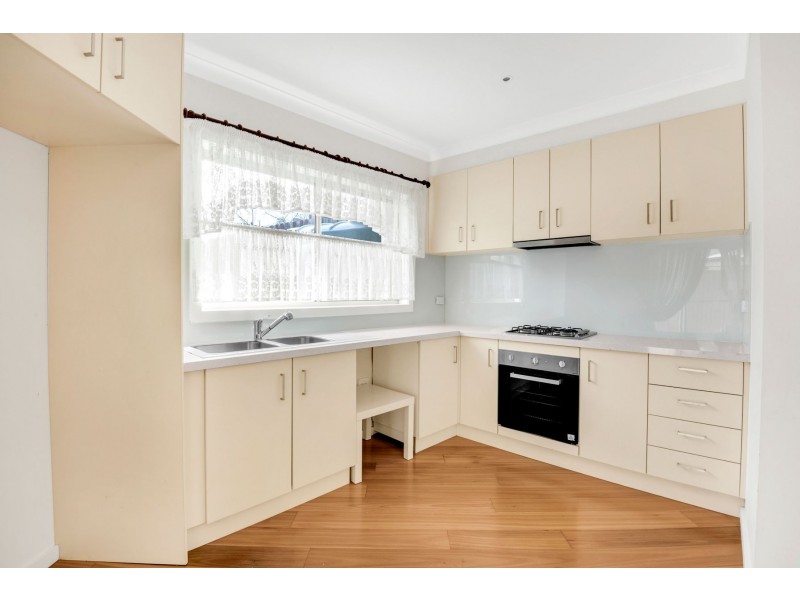 2/13 Balcombe Court, Thomastown VIC 3074
