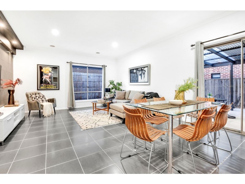 22 Draper Crescent, Epping VIC 3076