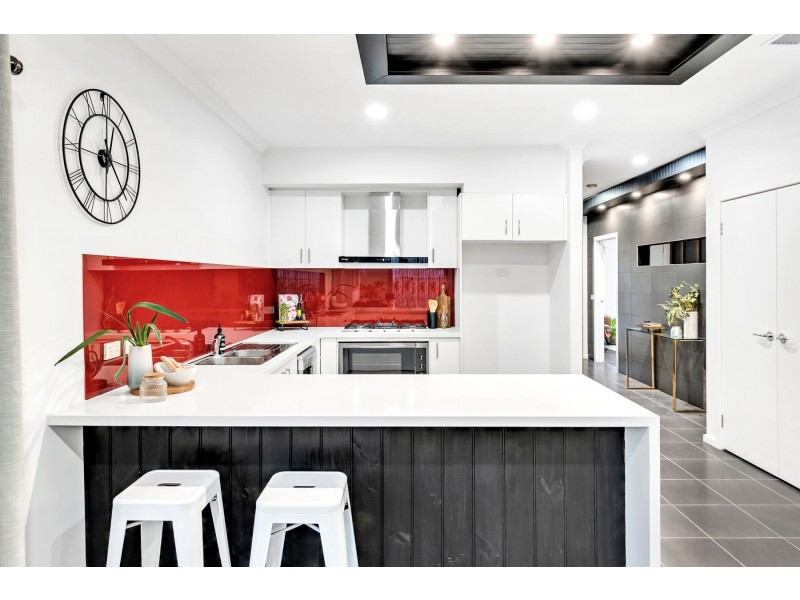 22 Draper Crescent, Epping VIC 3076