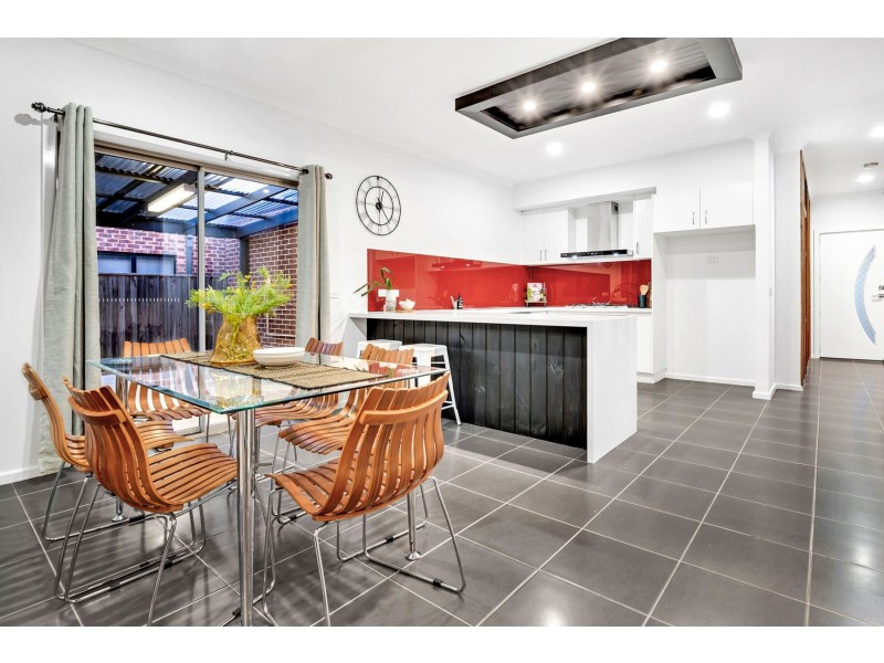 22 Draper Crescent, Epping VIC 3076