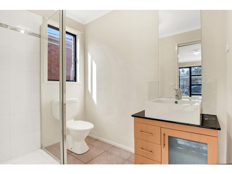 4 Glover Street, Epping VIC 3076