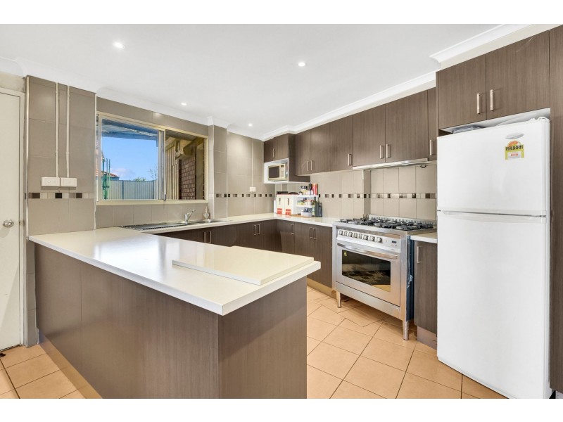 8 Teneriffe Close, Epping VIC 3076