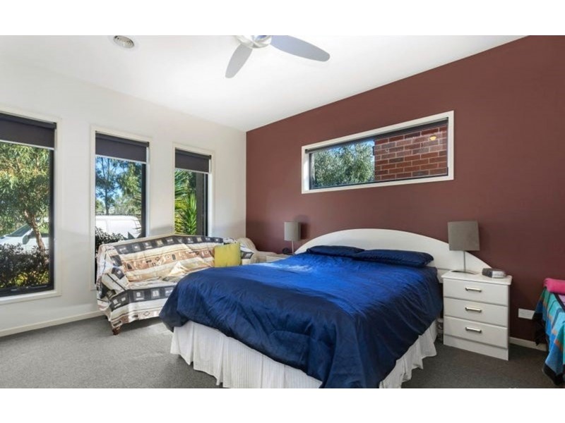 21 Whitelight Avenue, Epping VIC 3076