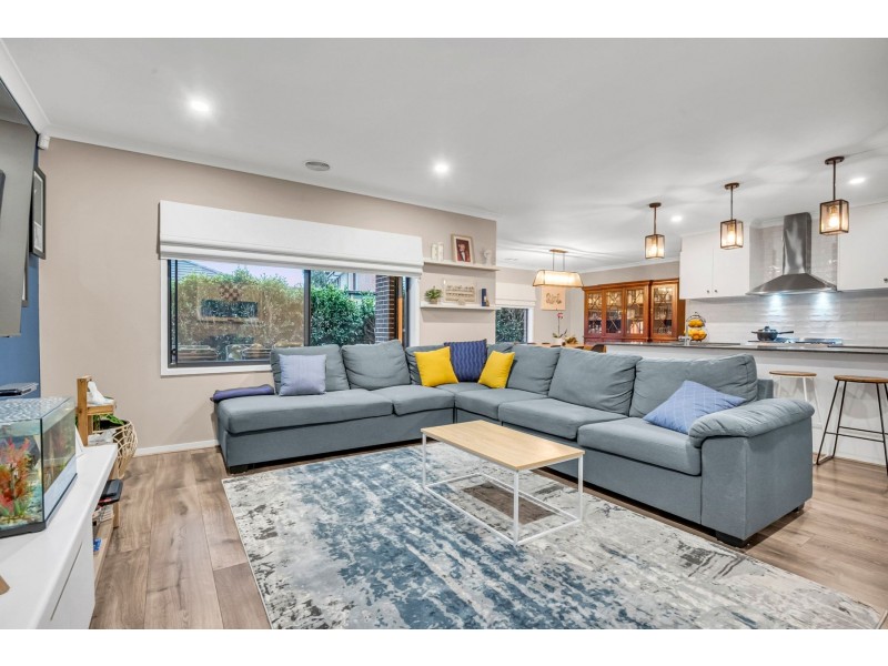 15 Ligures Street, Wollert VIC 3750