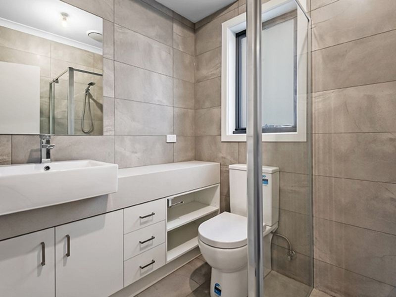 4/5 Harbury Street, Reservoir VIC 3073