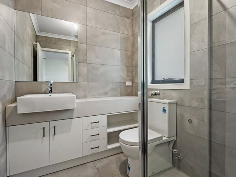 4/5 Harbury Street, Reservoir VIC 3073