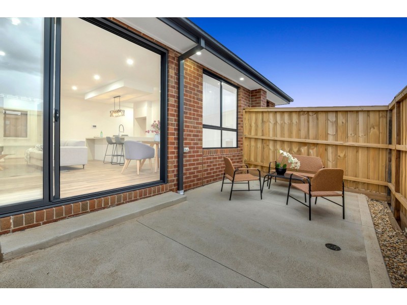 30 Clapham Avenue, Wollert VIC 3750