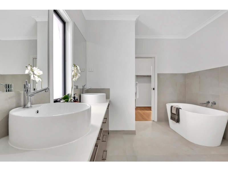 1 Wyperfeld Way, Wollert VIC 3750