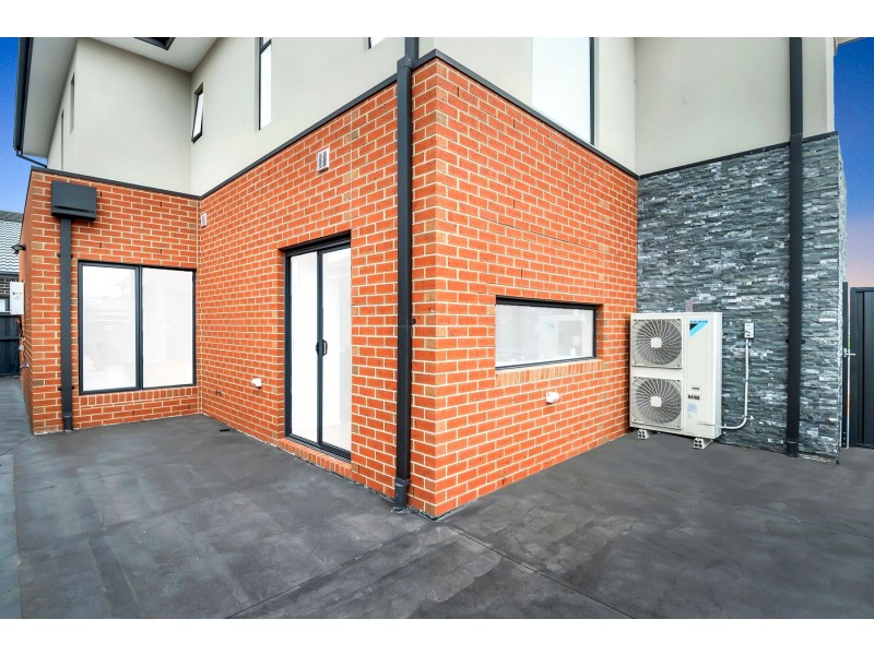 1 Wyperfeld Way, Wollert VIC 3750