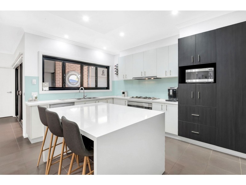 32 Alhambra Drive, Epping VIC 3076