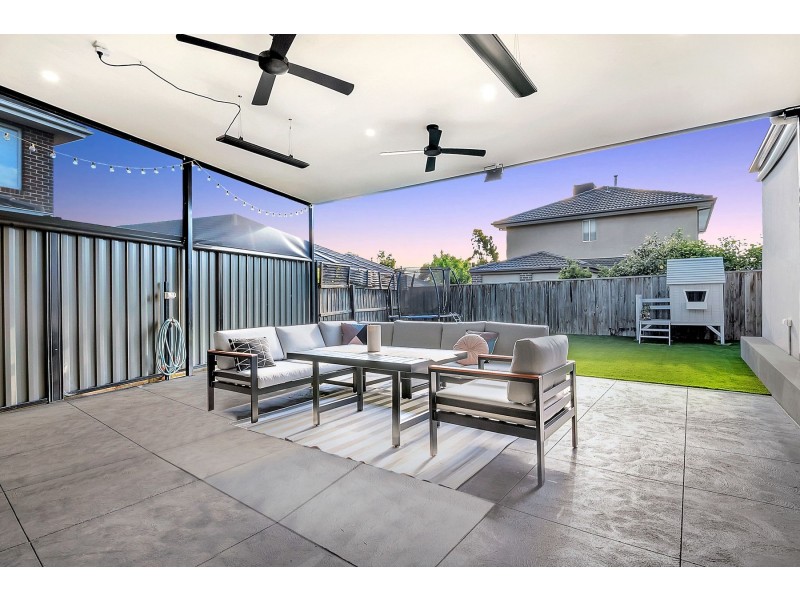 32 Alhambra Drive, Epping VIC 3076