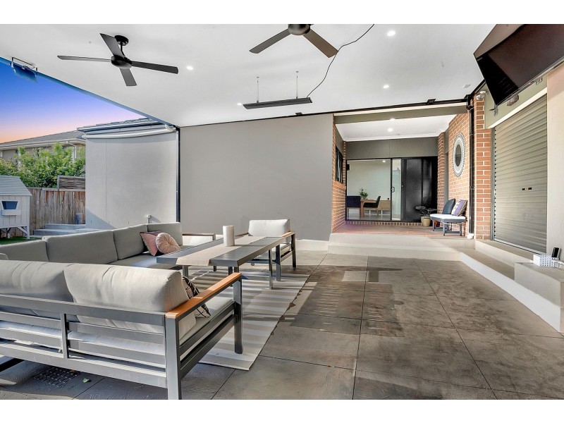 32 Alhambra Drive, Epping VIC 3076