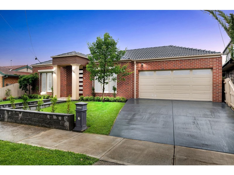 11 Benaroon Drive, Lalor VIC 3075