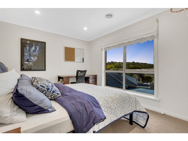 89 Meridian Drive, South Morang VIC 3752