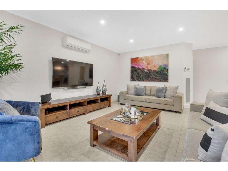 89 Meridian Drive, South Morang VIC 3752