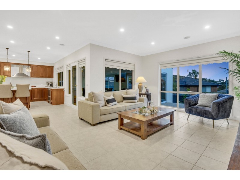 89 Meridian Drive, South Morang VIC 3752