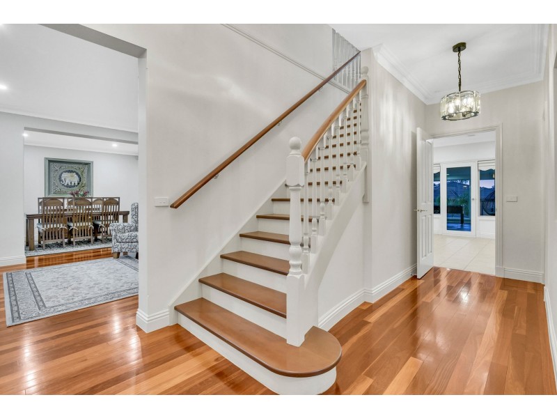 89 Meridian Drive, South Morang VIC 3752