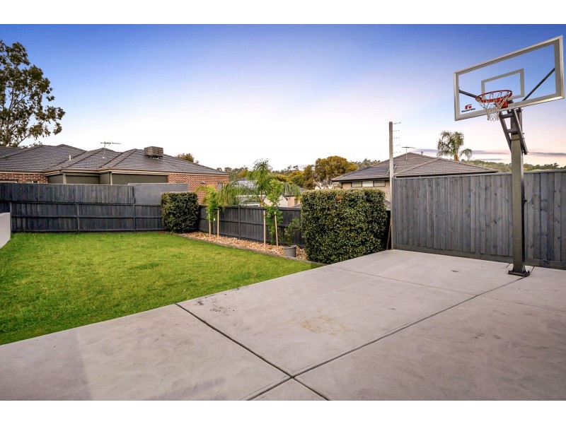89 Meridian Drive, South Morang VIC 3752