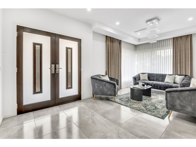 24 Bellevue Boulevard, South Morang VIC 3752