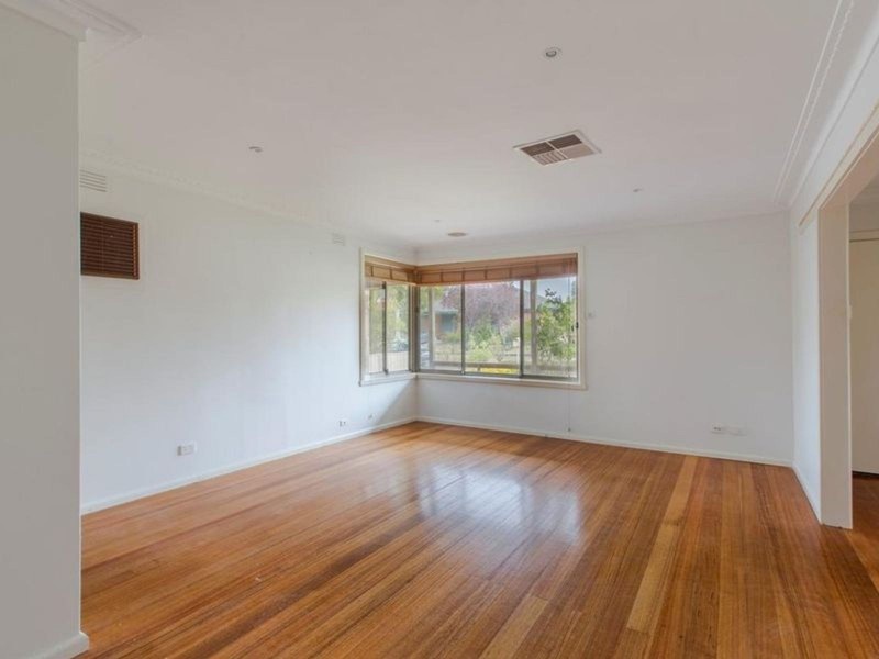 6 Hammond Drive, Epping VIC 3076