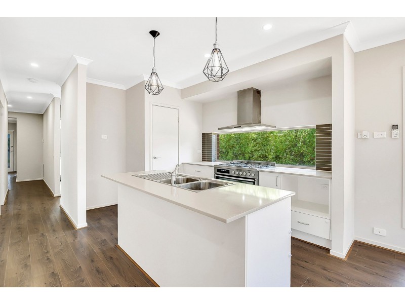 38 Numurkah Common, Epping VIC 3076