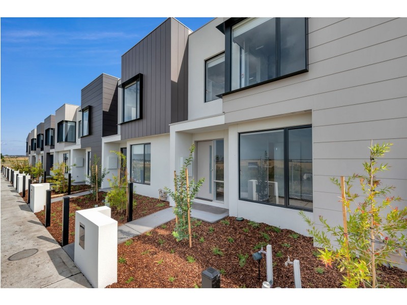 4 Catherine Walk, Wollert VIC 3750