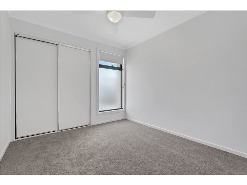 4 Catherine Walk, Wollert VIC 3750