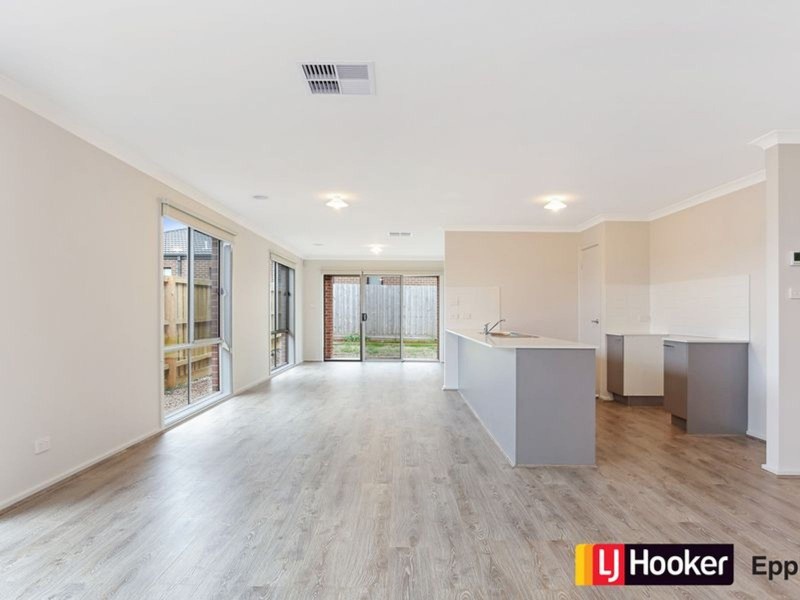 82 Tesselaar Road, Wollert VIC 3750