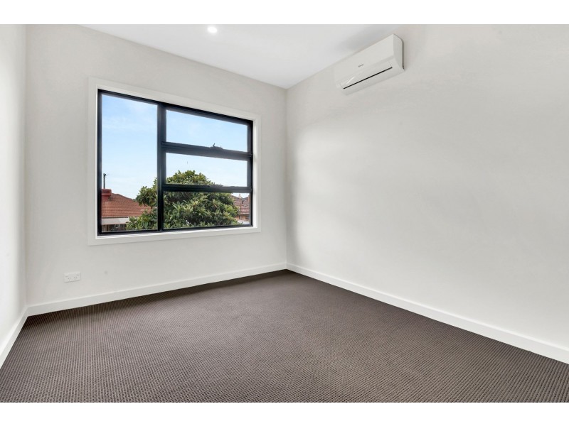4/35 The Boulevard, Thomastown VIC 3074