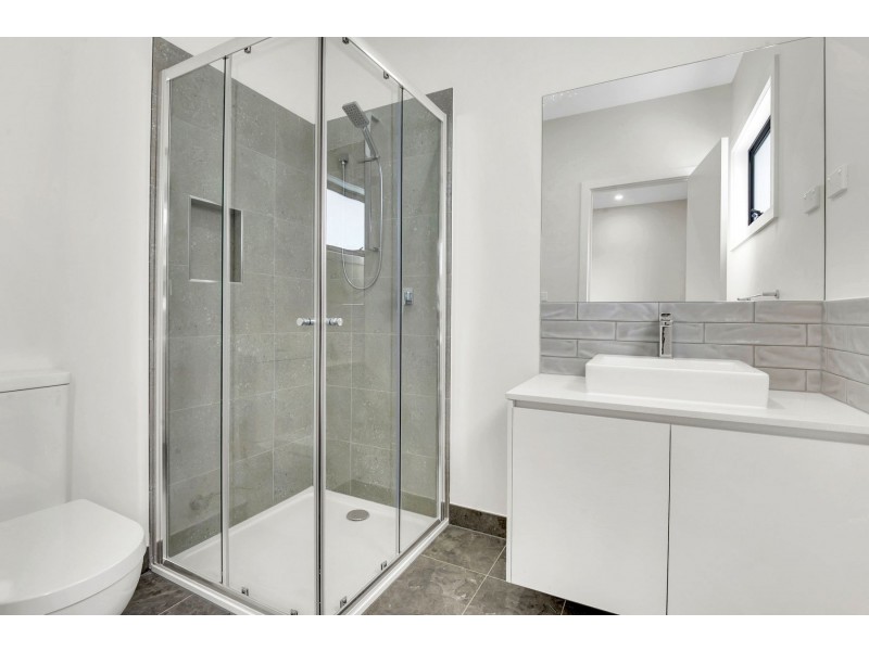 4/35 The Boulevard, Thomastown VIC 3074