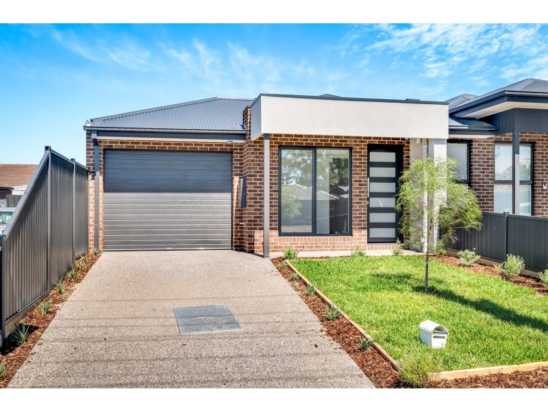 13 Pentland Drive, Epping VIC 3076