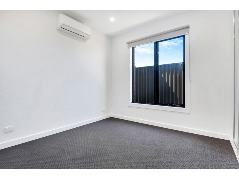 13 Pentland Drive, Epping VIC 3076