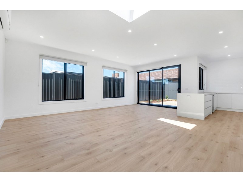 13 Pentland Drive, Epping VIC 3076