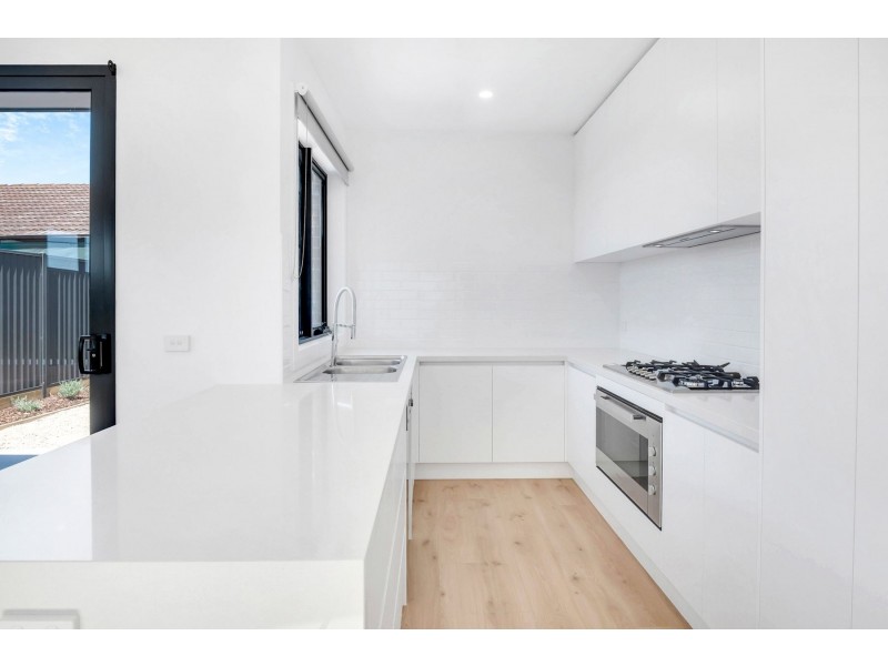 13 Pentland Drive, Epping VIC 3076