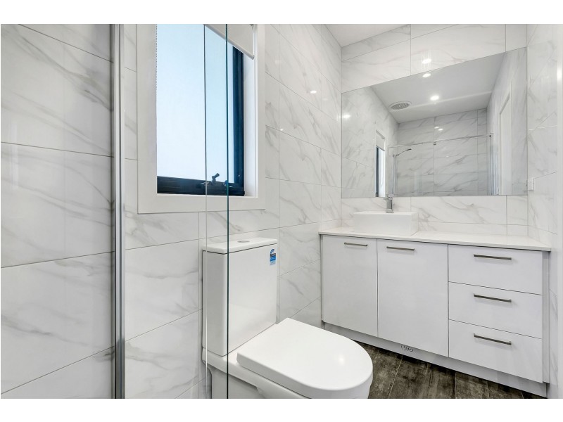 2/22 Derby Drive, Epping VIC 3076